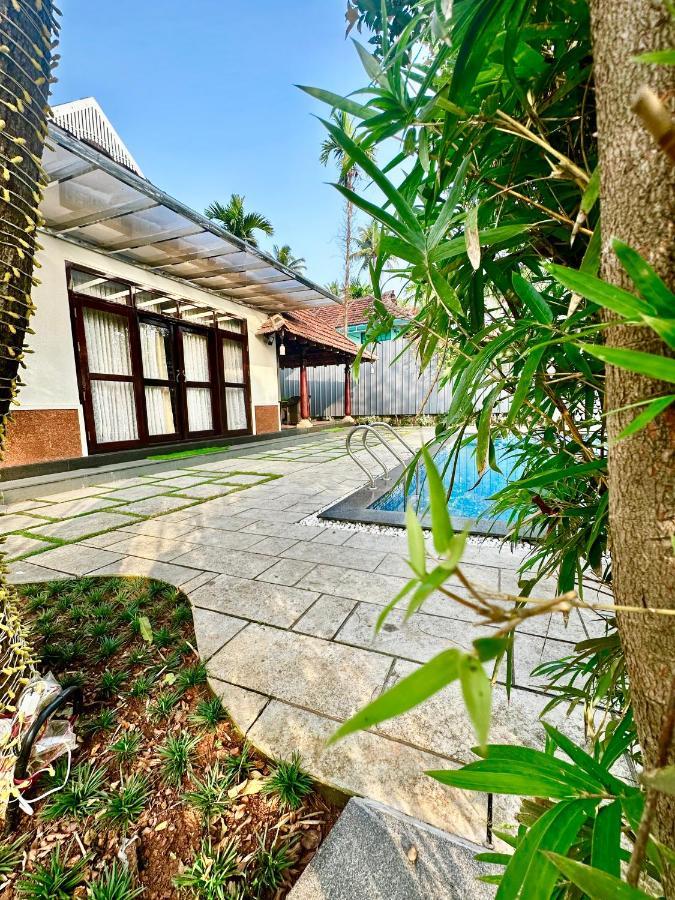 Cherai Lake Resort Cherai Beach Bagian luar foto