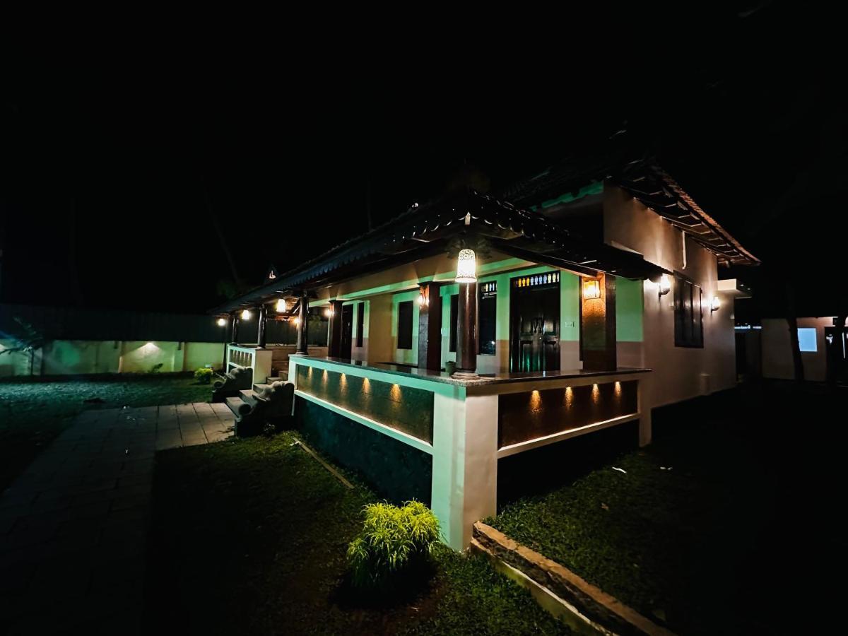 Cherai Lake Resort Cherai Beach Bagian luar foto