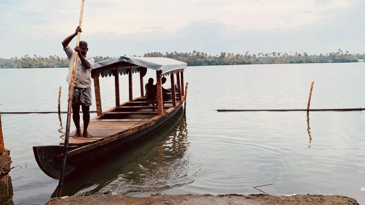 Cherai Lake Resort Cherai Beach Bagian luar foto